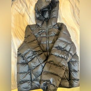 Tna the new little puff jacket